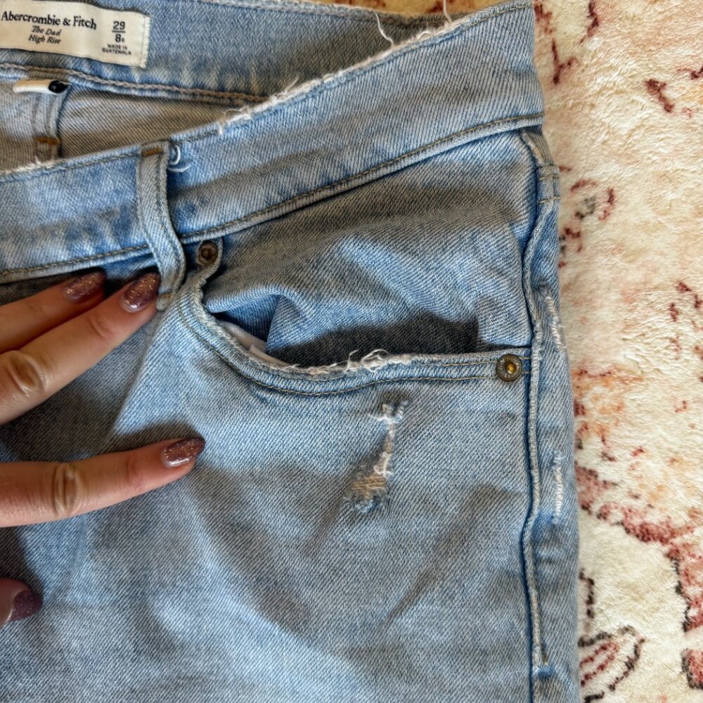 Abercrombie & Fitch Curve Love light wash Dad Jeans w/ Criss Cross Waistband 29 - Picture 5 of 10